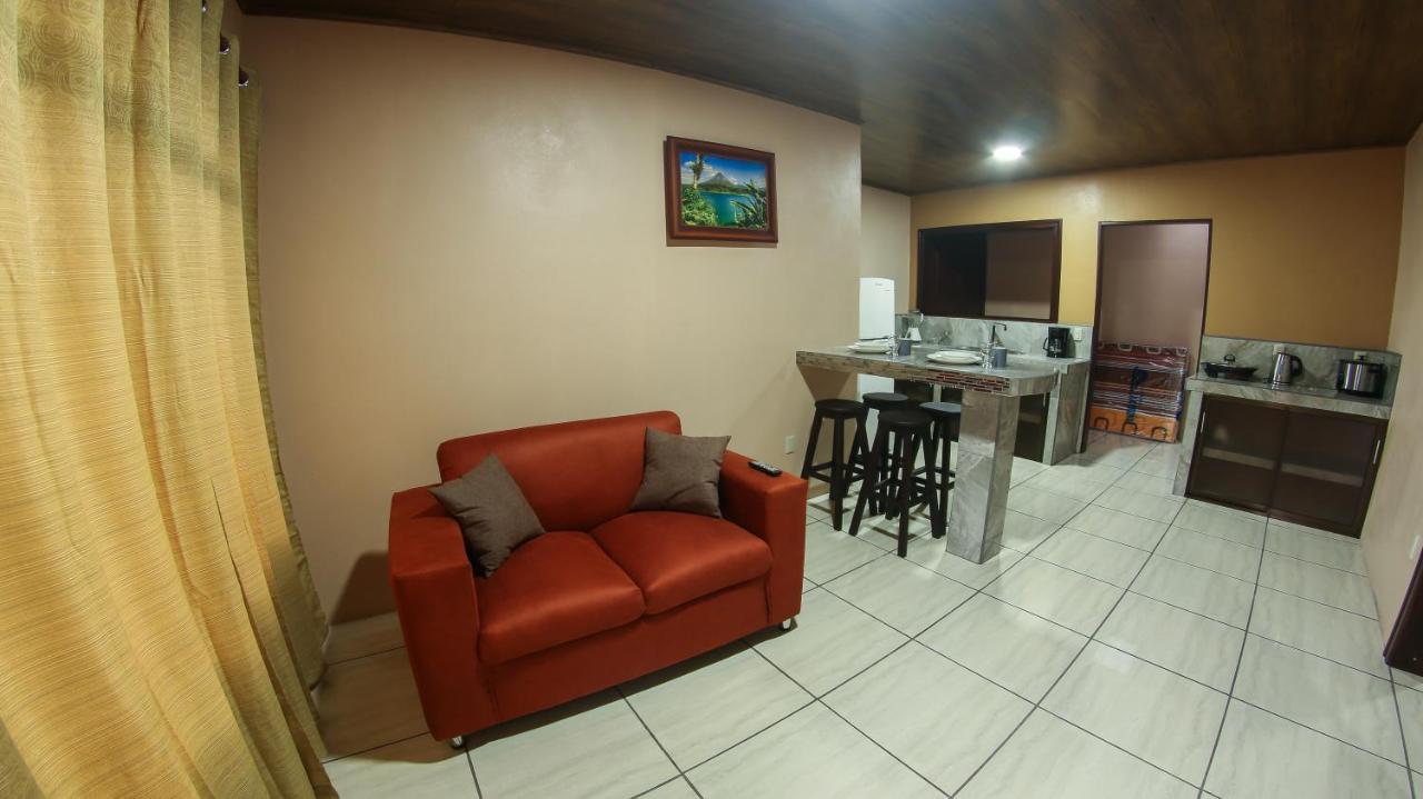 Arenal Red Apartment La Fortuna Luaran gambar